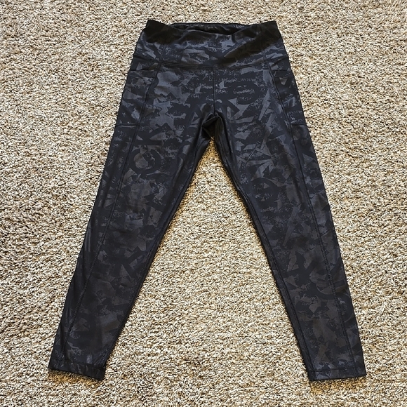 Calvin Klein Pants - Calvin Klein Black Patterned Leggings